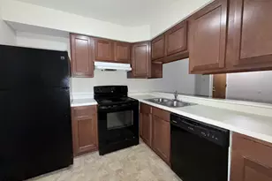 17745 Rosewood Dr, Lansing, IL 60438 - Photo 7