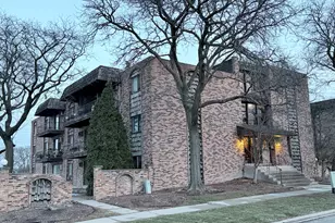 17745 Rosewood Dr, Lansing, IL 60438 - Photo 3