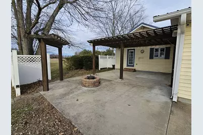 793 County Road 635 E, Wayne City, IL 62895 - Photo 7