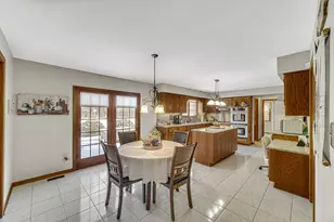 16931 Christopher Ct, Tinley Park, IL 60477 - Photo 7