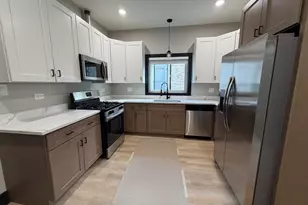 5252 W Berteau Ave, Chicago, IL 60641 - Photo 5