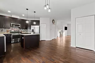 12656 Brighton Dr, Lemont, IL 60439 - Photo 5