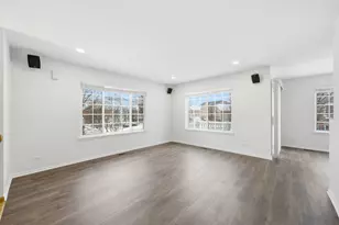 2330 Twilight Dr, Aurora, IL 60503 - Photo 3