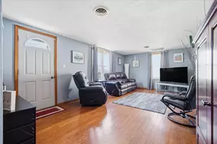 118 Florida Ave, Washington, IL 61571 - Photo 3