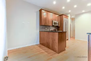 1739 Melise Dr, Glenview, IL 60025 - Photo 11