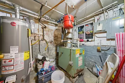 921 N Avers Avenue, Chicago, IL 60651 - Photo 33