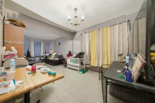 921 N Avers Ave, Chicago, IL 60651 - Photo 7