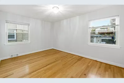 4656 N Narragansett Avenue, Harwood Heights, IL 60706 - Photo 31