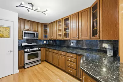 4656 N Narragansett Avenue, Harwood Heights, IL 60706 - Photo 3