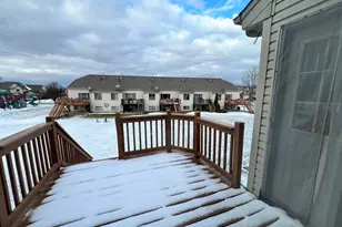 8256 W Chestnut Ct, Frankfort, IL 60423 - Photo 15