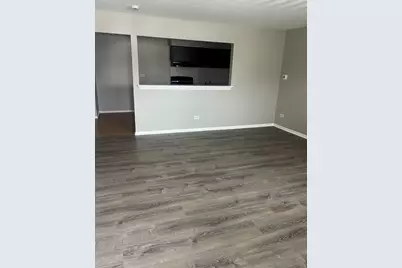 8817 S Roberts Rd Street #7, Hickory Hills, IL 60457 - Photo 3