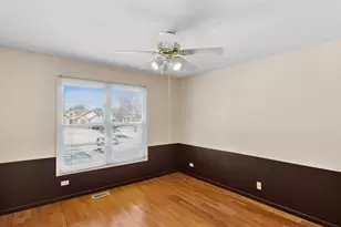 433 Running Deer Ln, Gilberts, IL 60136 - Photo 15