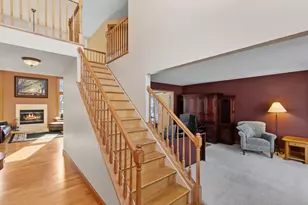 433 Running Deer Ln, Gilberts, IL 60136 - Photo 7