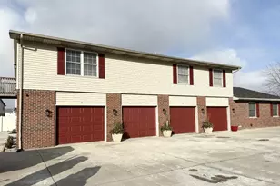 1227 Leon Way, Bourbonnais, IL 60914 - Photo 1