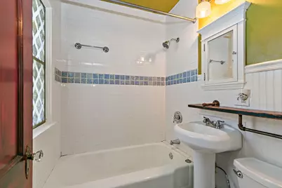 491 Congdon Avenue, Elgin, IL 60120 - Photo 17