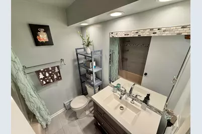 3101 Paris Avenue #307, River Grove, IL 60171 - Photo 9