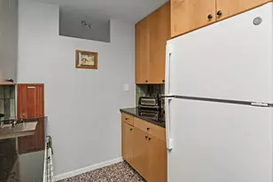 5740 N Sheridan Rd, Chicago, IL 60660 - Photo 7