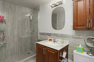 5740 N Sheridan Rd, Chicago, IL 60660 - Photo 13