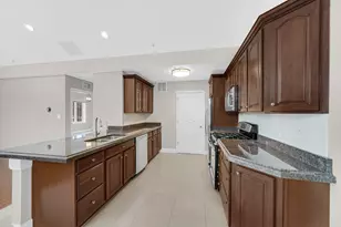 9400 S 79th Ave, Hickory Hills, IL 60457 - Photo 7