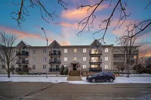 9400 S 79th Ave, Hickory Hills, IL 60457 - Photo 1