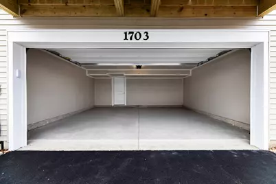 1703 Neubauer Circle, Lindenhurst, IL 60046 - Photo 33