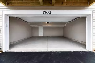 1703 Neubauer Circle, Lindenhurst, IL 60046 - Photo 33