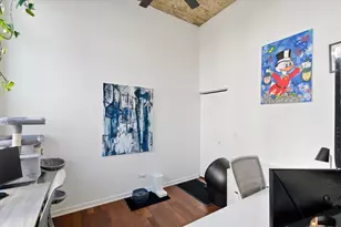 1521 W Haddon Ave, Chicago, IL 60642 - Photo 13