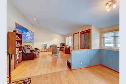 1416 Kings Road, Carpentersville, IL 60110 - Photo 5