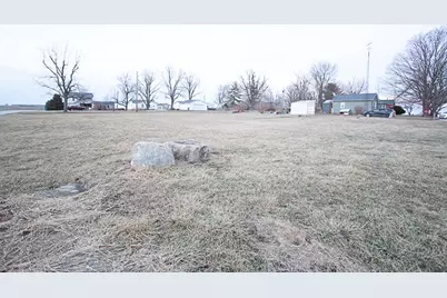 33574 Oak Street, Chenoa, IL 61726 - Photo 13