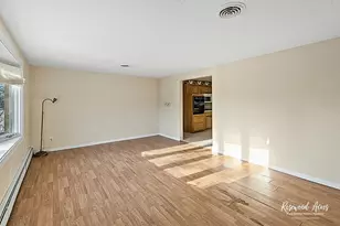 691 W River St, Bourbonnais, IL 60914 - Photo 9