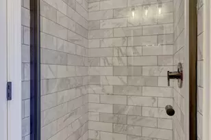 311 Montclare Ln, Wood Dale, IL 60191 - Photo 25