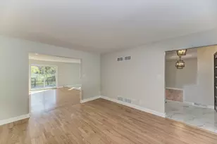 311 Montclare Ln, Wood Dale, IL 60191 - Photo 7