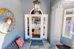 1107 Vineyard Dr, Gurnee, IL 60031 - Photo 3