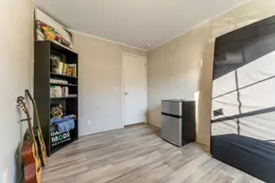 1036 Lunga Dr, Round Lake, IL 60073 - Photo 21