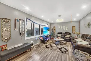 1269 Court D, Hanover Park, IL 60133 - Photo 5