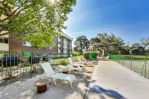 841 N York St, Elmhurst, IL 60126 - Photo 27