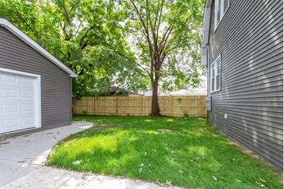 2117 N Mulligan Avenue, Chicago, IL 60639 - Photo 3