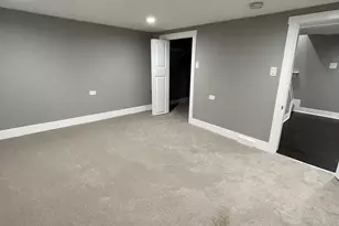 2117 N Mulligan Ave, Chicago, IL 60639 - Photo 15