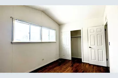 2209 Melrose Avenue, Waukegan, IL 60085 - Photo 7