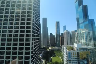 195 N Harbor Dr, Chicago, IL 60601 - Photo 3