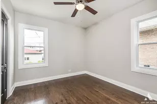 7830 S Merrill Ave, Chicago, IL 60649 - Photo 21