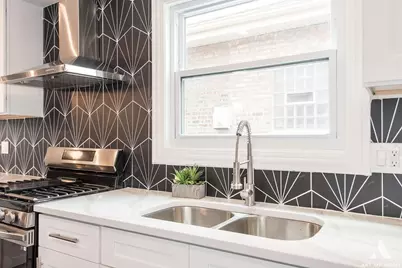 7830 S Merrill Avenue, Chicago, IL 60649 - Photo 13