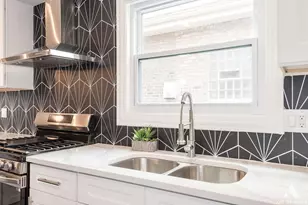 7830 S Merrill Ave, Chicago, IL 60649 - Photo 13