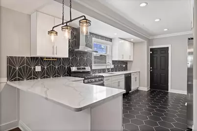 7830 S Merrill Avenue, Chicago, IL 60649 - Photo 15