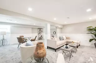 7830 S Merrill Ave, Chicago, IL 60649 - Photo 37