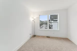 8377 Mulberry Ave, Morton Grove, IL 60053 - Photo 13