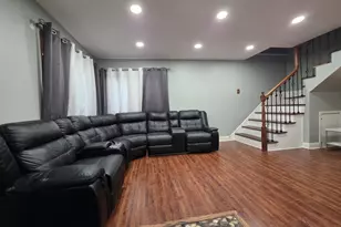 10530 S 82nd Ct, Palos Hills, IL 60465 - Photo 7