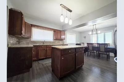 10530 S 82nd Court, Palos Hills, IL 60465 - Photo 17