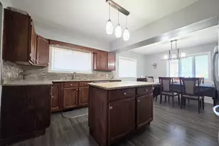 10530 S 82nd Ct, Palos Hills, IL 60465 - Photo 17