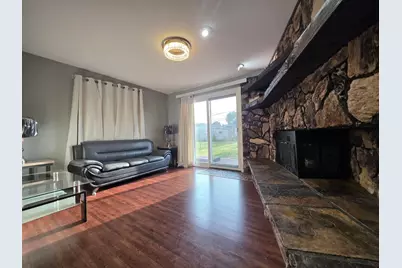 10530 S 82nd Court, Palos Hills, IL 60465 - Photo 13